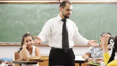 موضوع تعبير عن المعلم